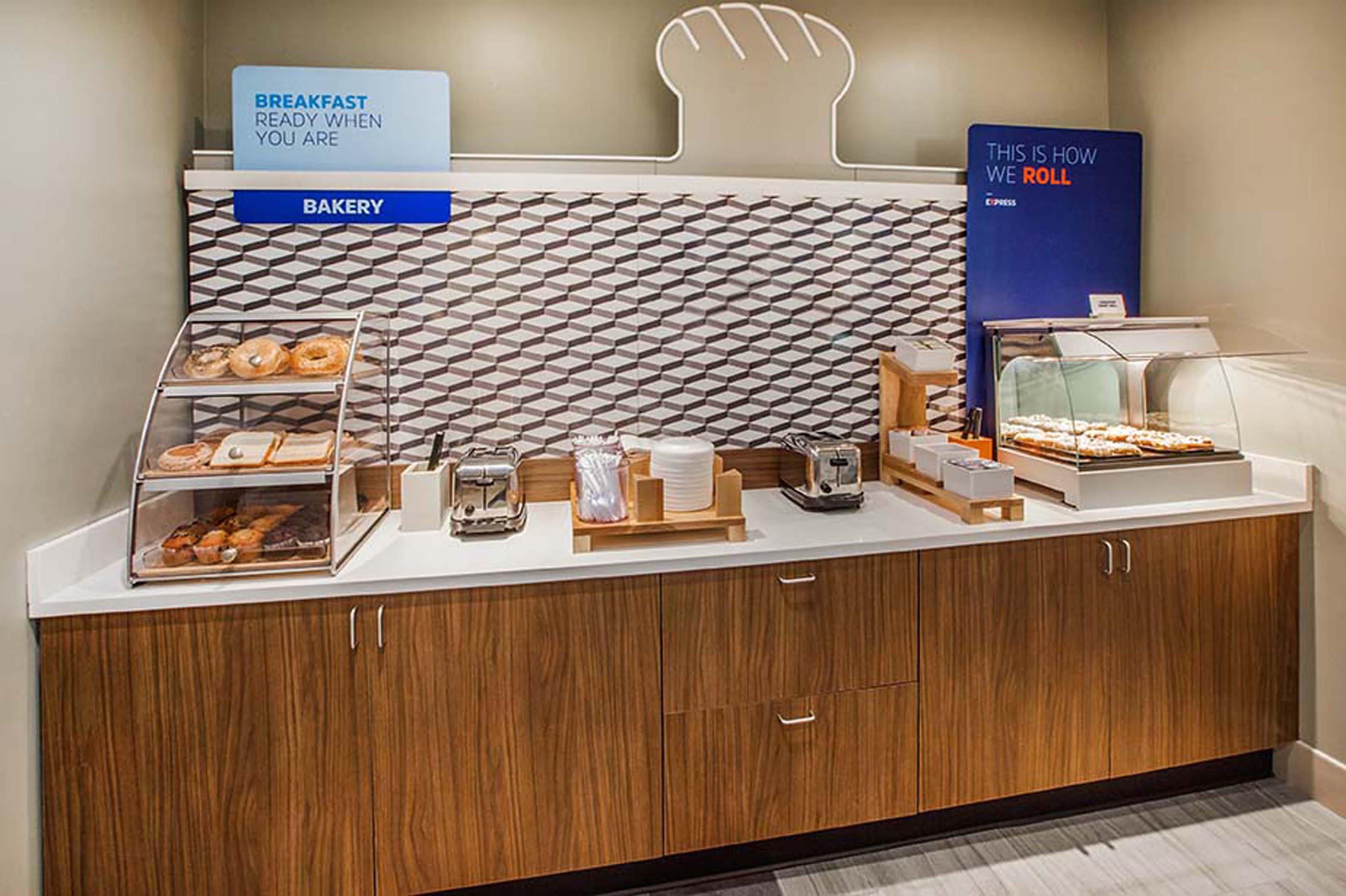 Holiday Inn Express Pearland By Ihg Kültér fotó