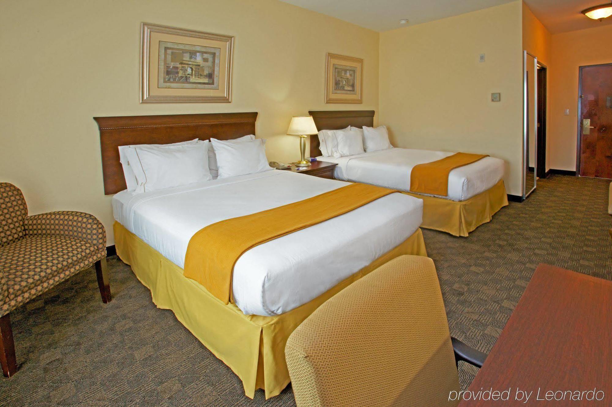 Holiday Inn Express Pearland By Ihg Kültér fotó