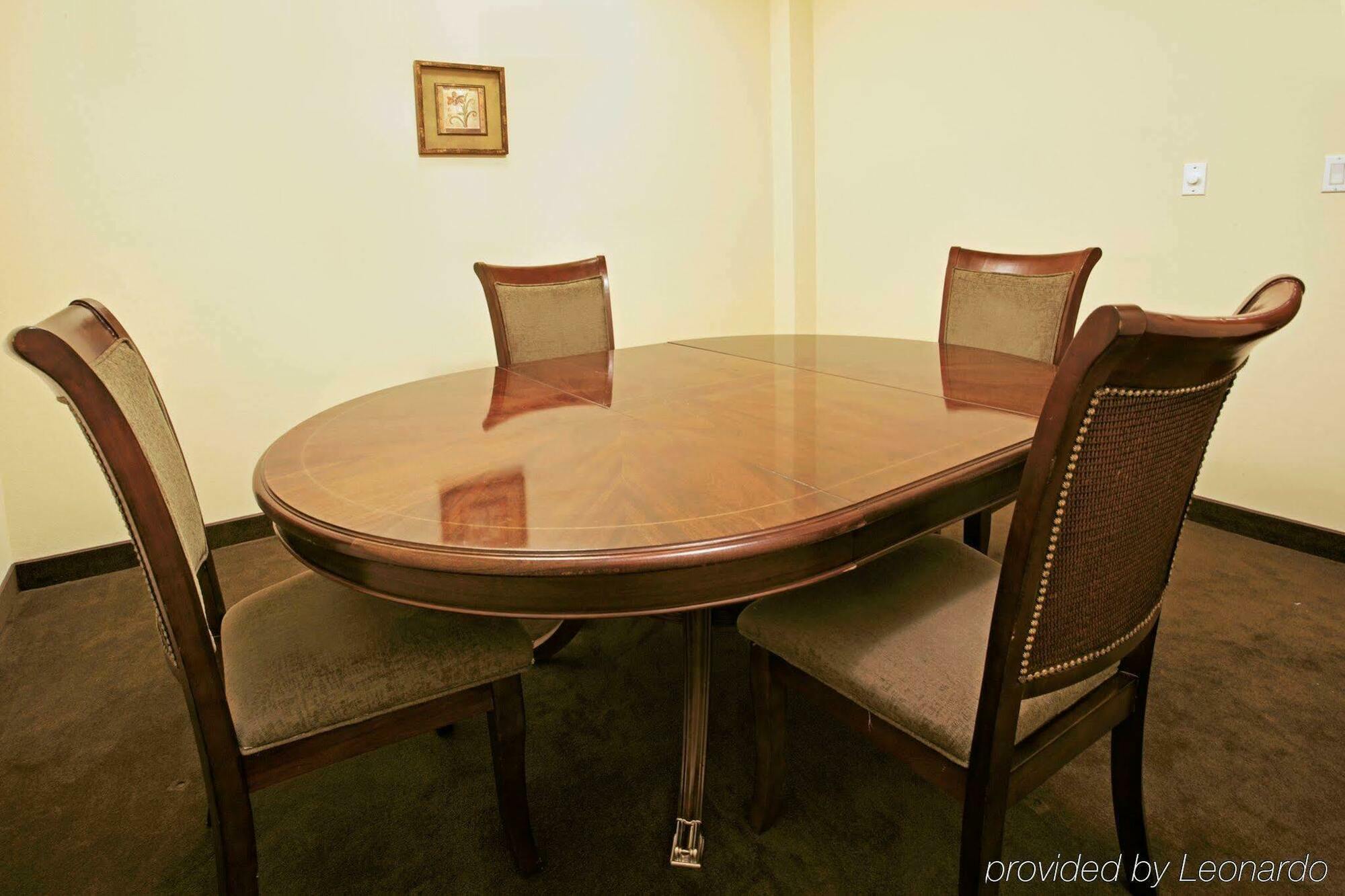 Holiday Inn Express Pearland By Ihg Beltér fotó