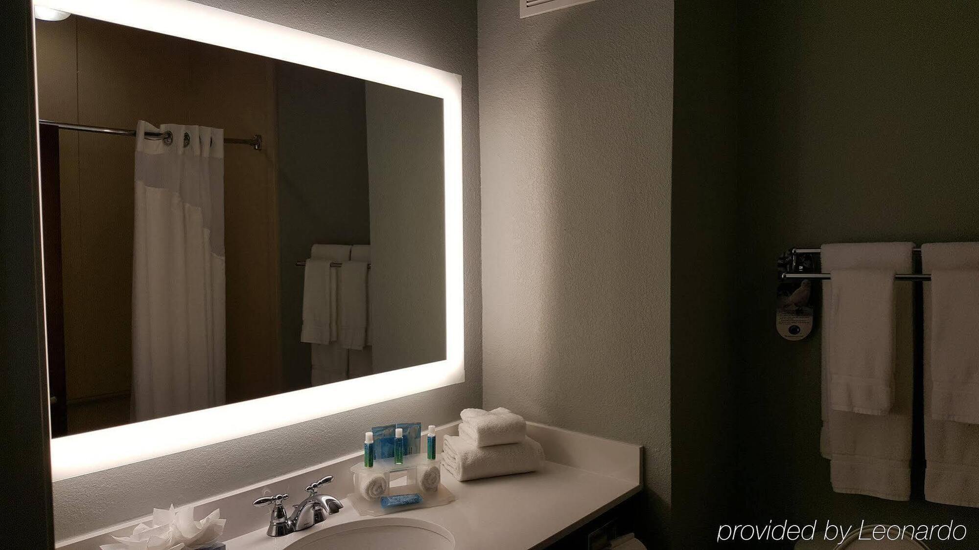 Holiday Inn Express Pearland By Ihg Kültér fotó
